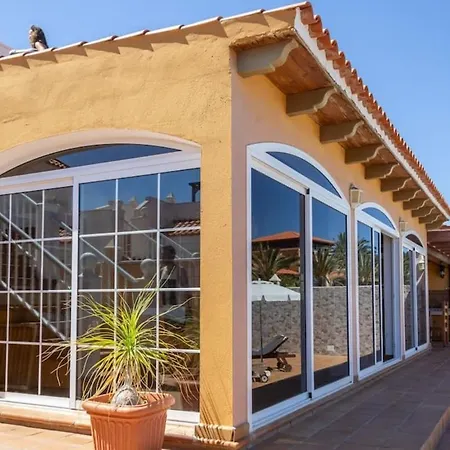 Willa Vergel With Huge Private Pool, Jacuzzi, Sauna & Bbq By Amazzzing Travel Caleta De Fuste