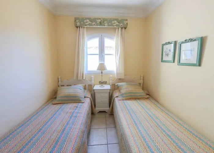 Villa Vergel With Large Private Pool Jacuzzi Bbq In Frontline Caleta De Fuste Golf By Amazzzing Travel La Guirra