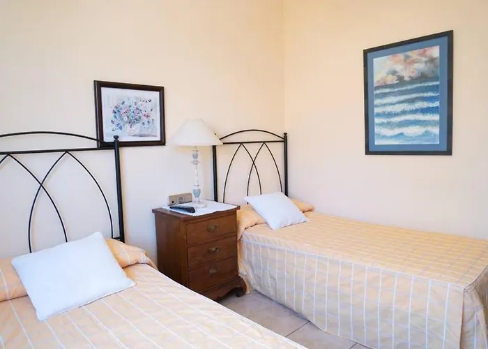 빌라 Villa Vergel With Large Private Pool Jacuzzi Bbq In Frontline Caleta De Fuste Golf By Amazzzing Travel La Guirra