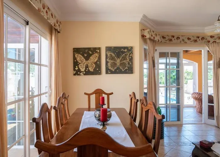 Villa Vergel With Large Private Pool Jacuzzi Bbq In Frontline Caleta De Fuste Golf By Amazzzing Travel 빌라