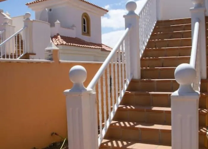 빌라 Villa Vergel With Large Private Pool Jacuzzi Bbq In Frontline Caleta De Fuste Golf By Amazzzing Travel *