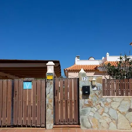 Villa Villa Vergel With Large Private Pool Jacuzzi Bbq In Frontline Caleta De Fuste Golf By Amazzzing Travel La Guirra